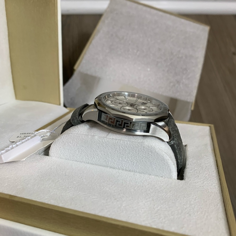 Versace Men’s Glaze Chronograph Watch, 44mm - Picture 4 of 8